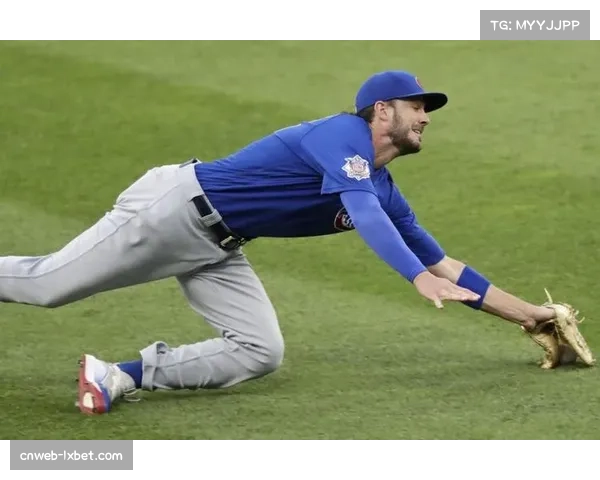 勇士队宣布,三垒手奥斯汀·莱利因斜肌拉伤进入10天伤病名单 勇士队宣布,三垒手奥斯汀·莱利因斜肌拉伤进入10天伤病名单